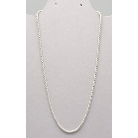 Vintage White Enamel Snake Chain Necklace 21" With Gold Tone Clasp - Picture 1 of 4